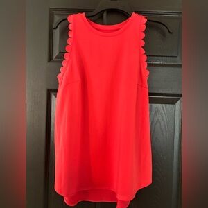 Women’s Scallop Trim Sleeveless Top